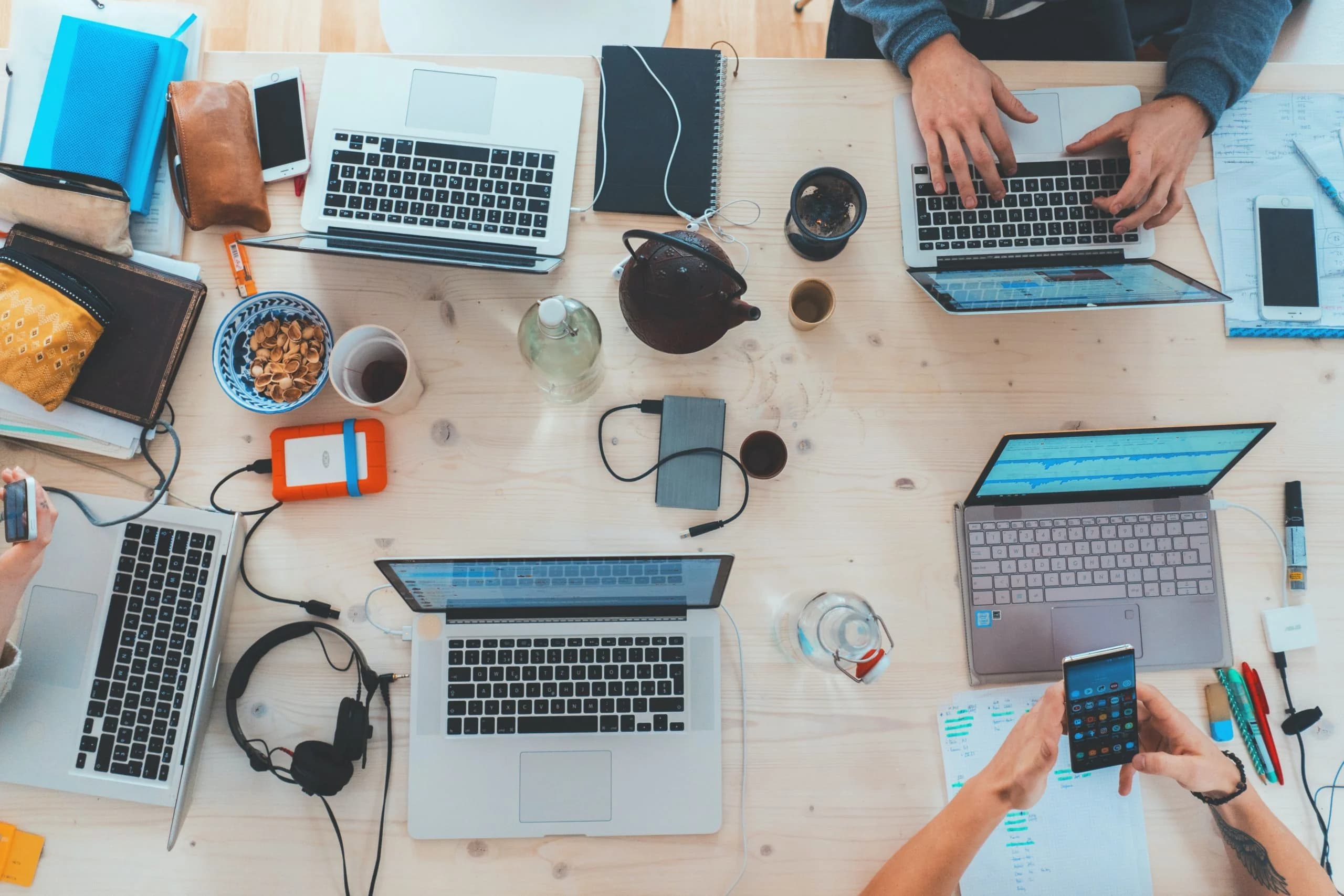 Proof-of-Work Oriented Productivity Tracking System Background Image